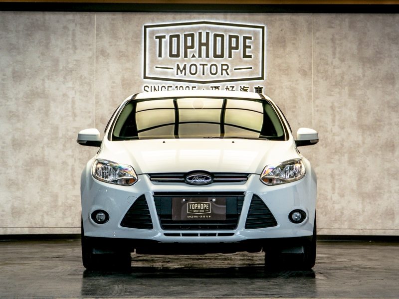 LINE_ALBUM_2014 FORD Focus_251110_21