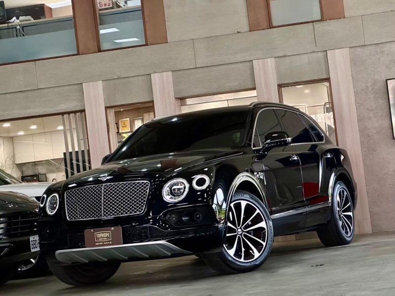 LINE_ALBUM_2016 Bentley Bentayga 黑 外匯_250531_12