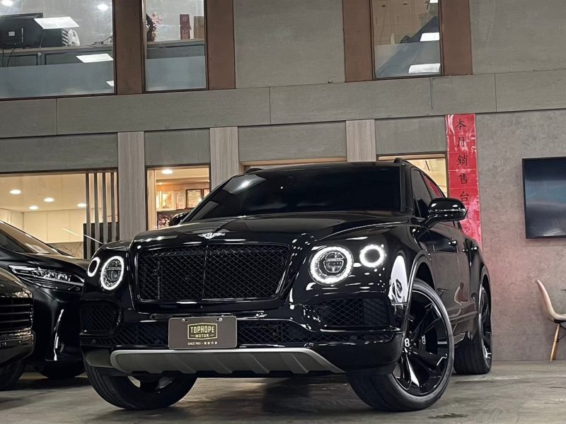 LINE_ALBUM_2018 Bentley Bentayga V8 黑 日規_250531_8