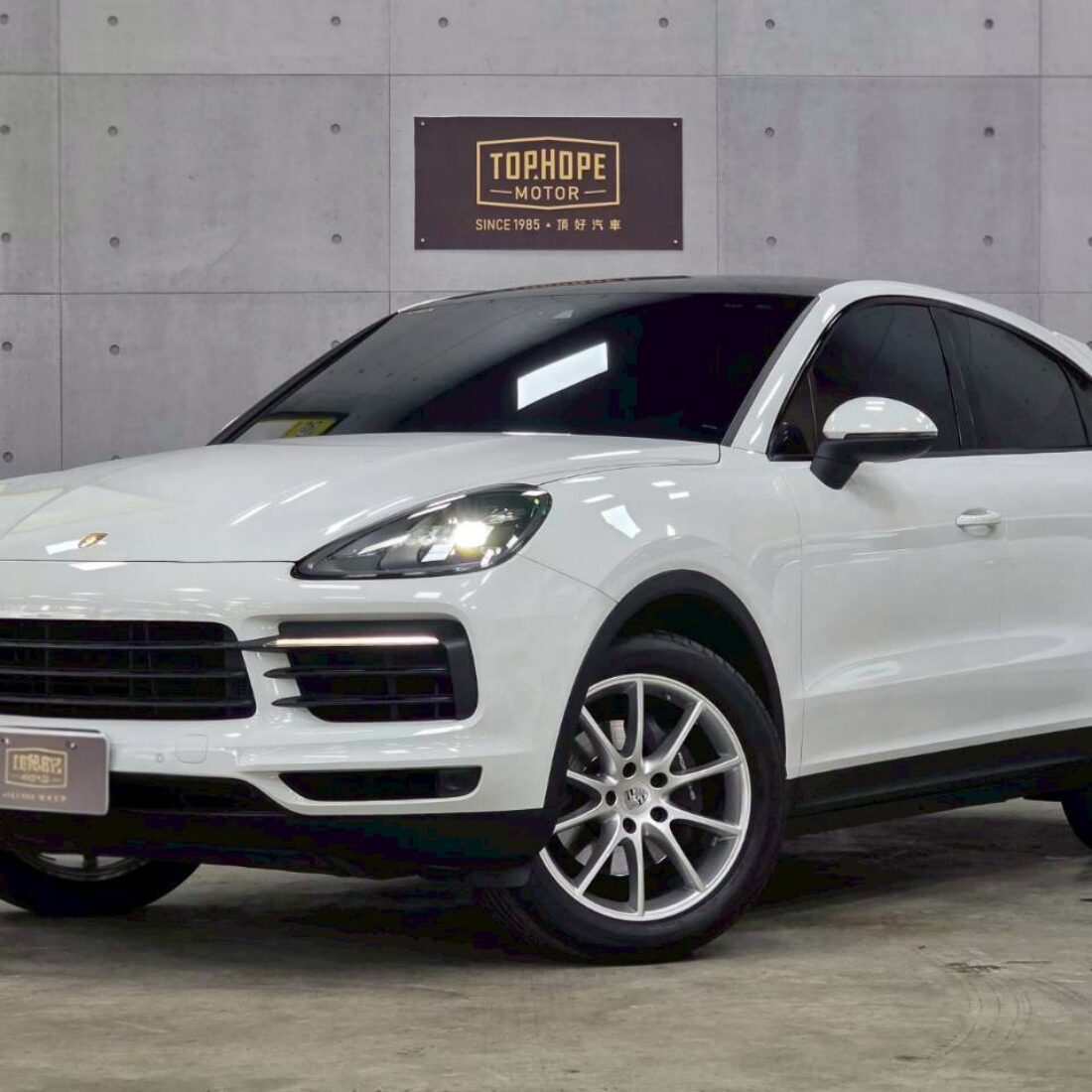 LINE_ALBUM_2020 Porsche Cayenne Coupe 總代理_260613_1