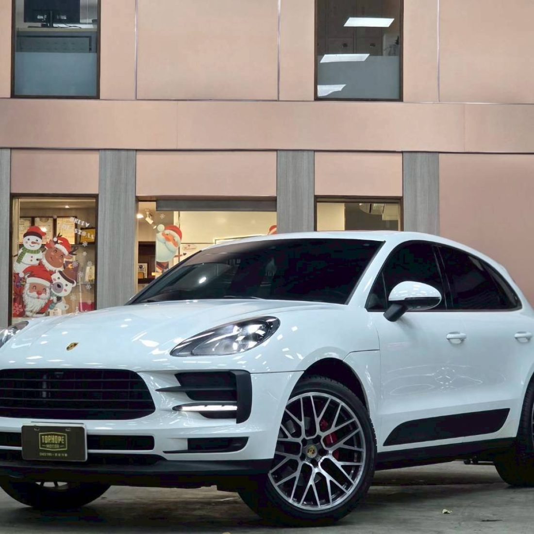 LINE_ALBUM_2021 Porsche Macan 總代理_251204_14