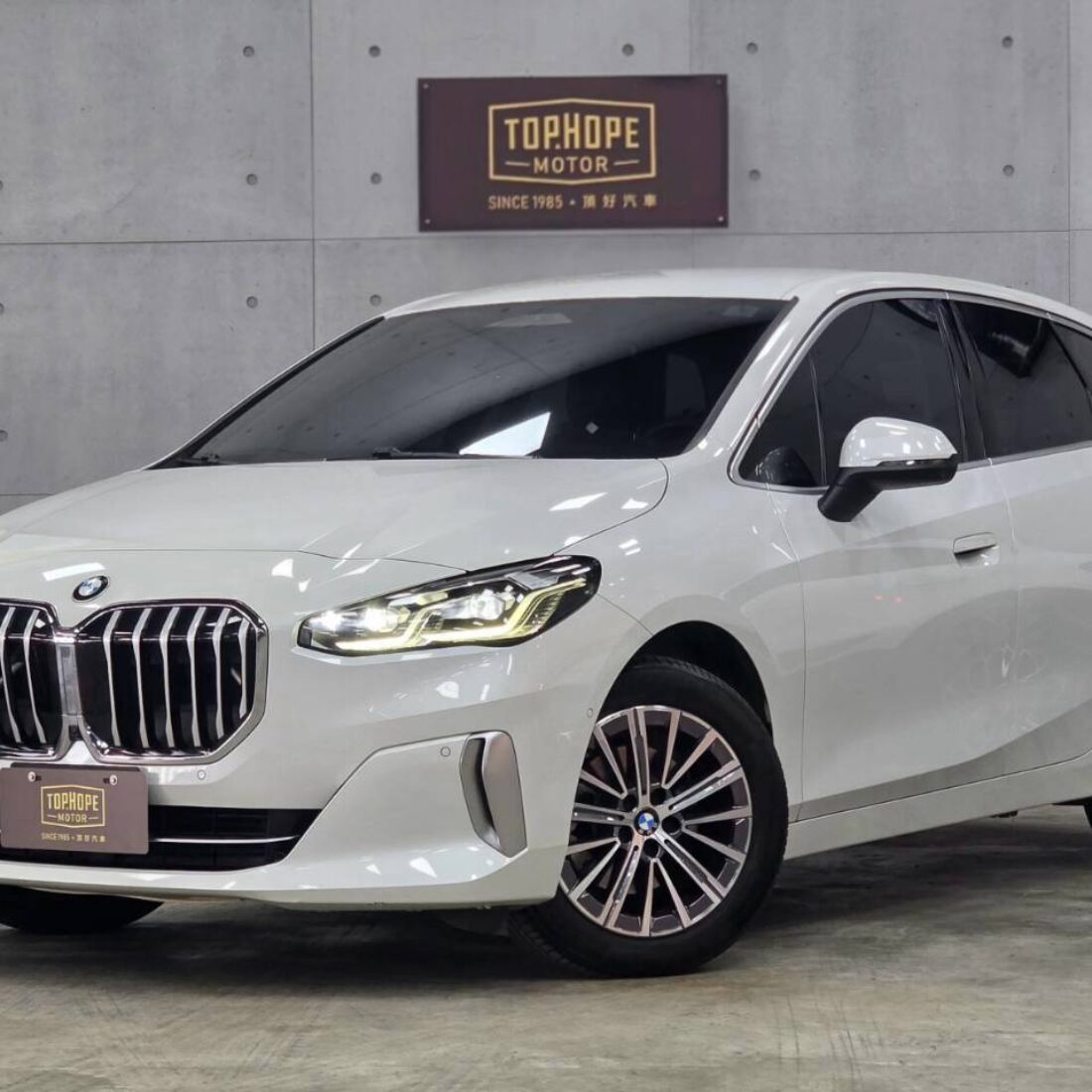 LINE_ALBUM_2022 BMW 220i AT 總代理_260928_1