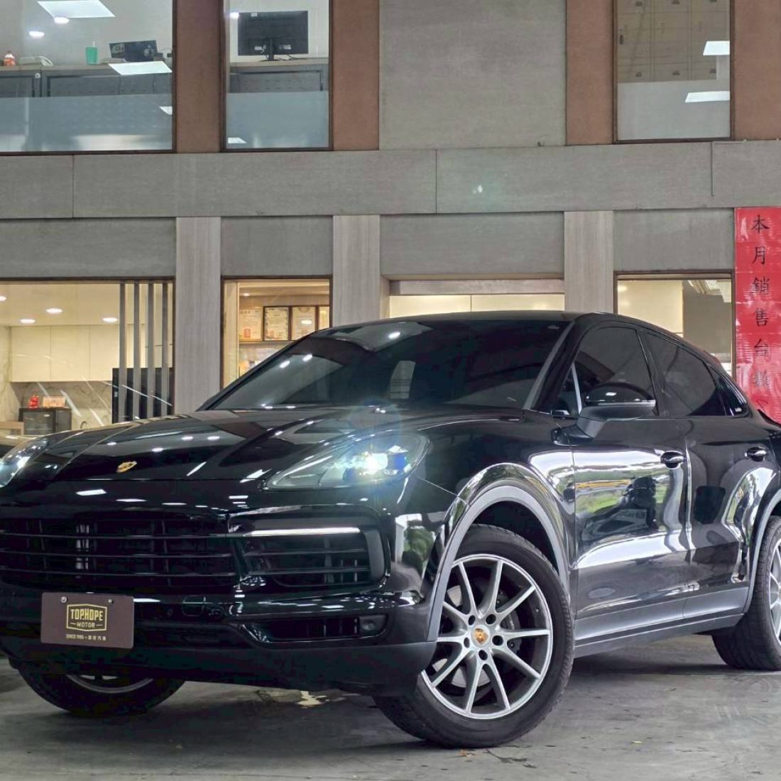LINE_ALBUM_2022 Cayenne Coupe 總代理 5.3萬公里_251018_10