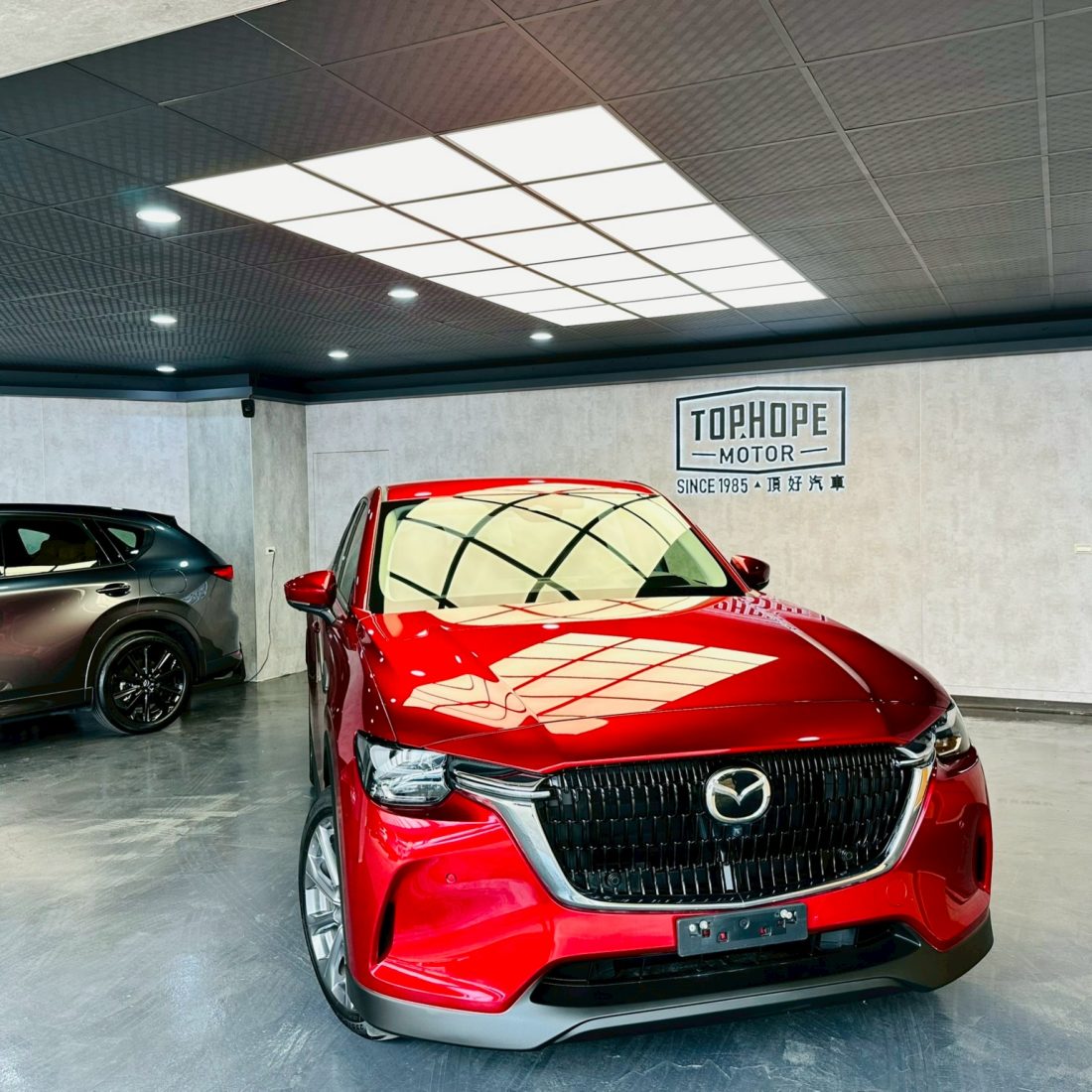 LINE_ALBUM_2023 MAZDA CX-60 33T AWD Premium 鋼鐵灰 里程21535開價128萬_250804_2