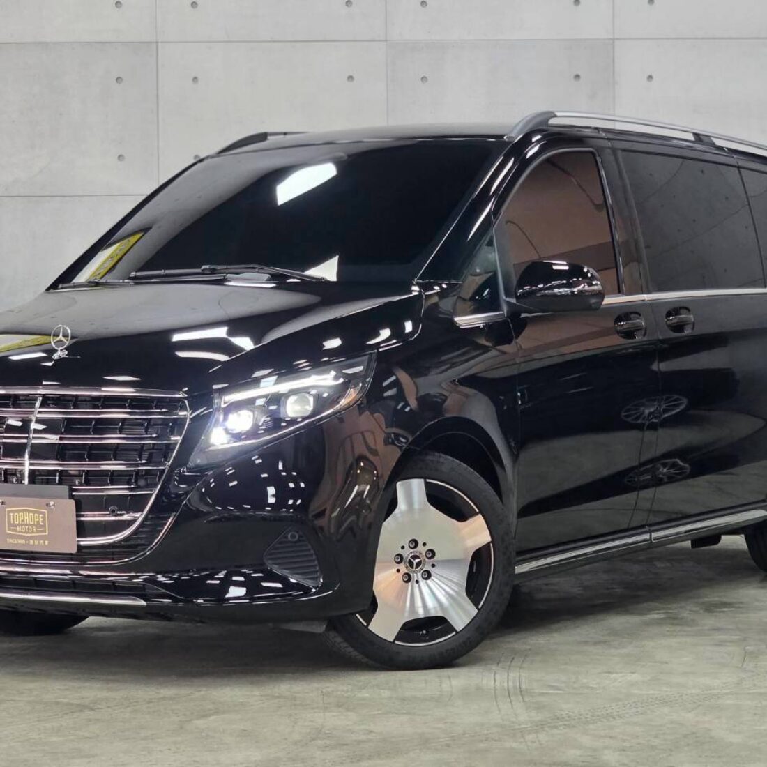 LINE_ALBUM_2024 Mercedes-Benz V250D Exclusive 總代理_261020_1
