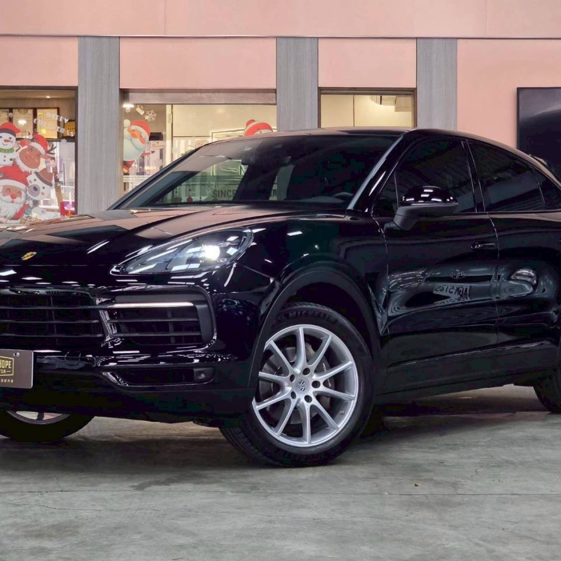 LINE_ALBUM_(寄)2022 Porsche Cayenne Coupe 總代理_260115_22